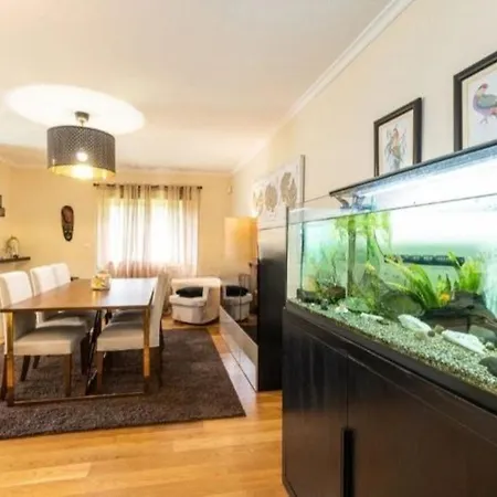 Beautiful Apartment. Vila Nova De Gaia. Porto شقة